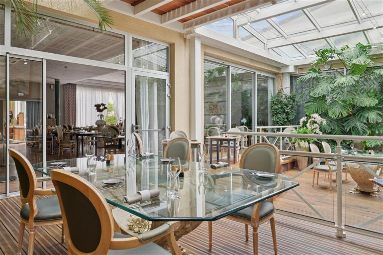 Restaurant - atrium