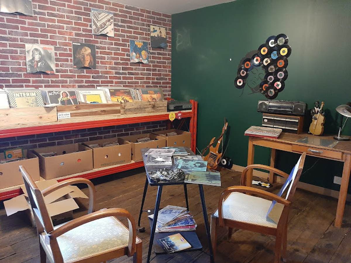 AU TROC QUAI BROCANTE - photo 2