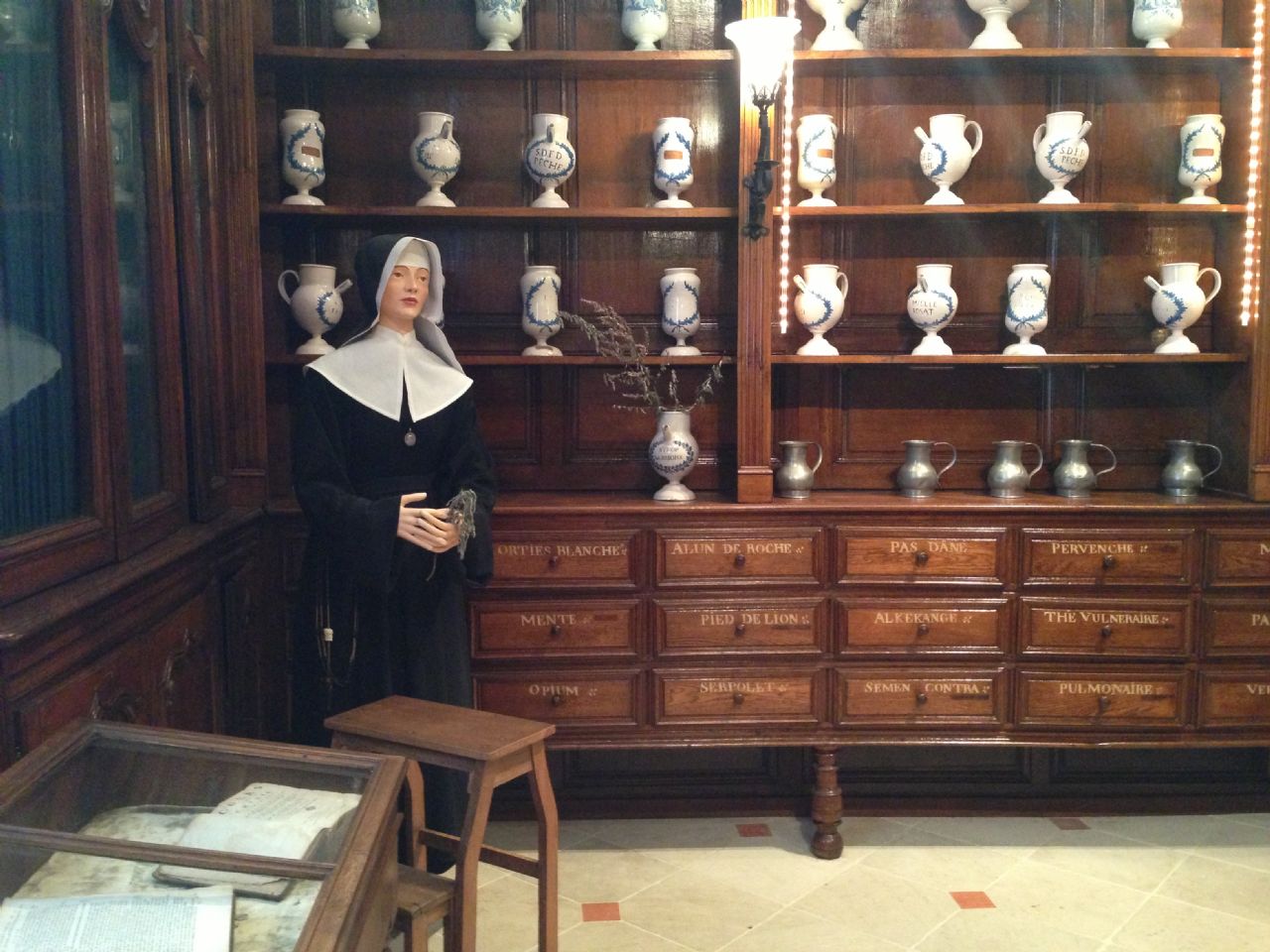 L'APOTHICAIRERIE, Joinville