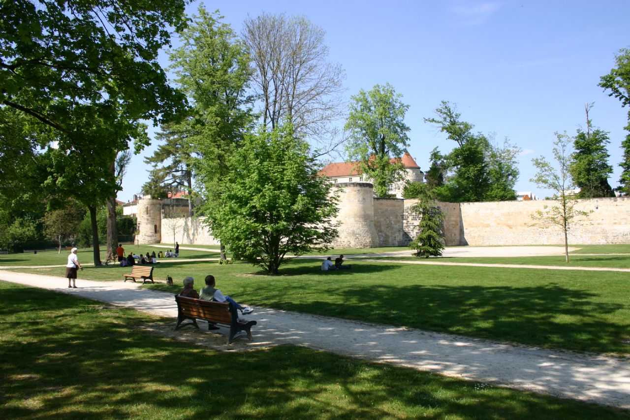 PARC DU CHATEAU ET SES REMPARTS, Saint-Dizier