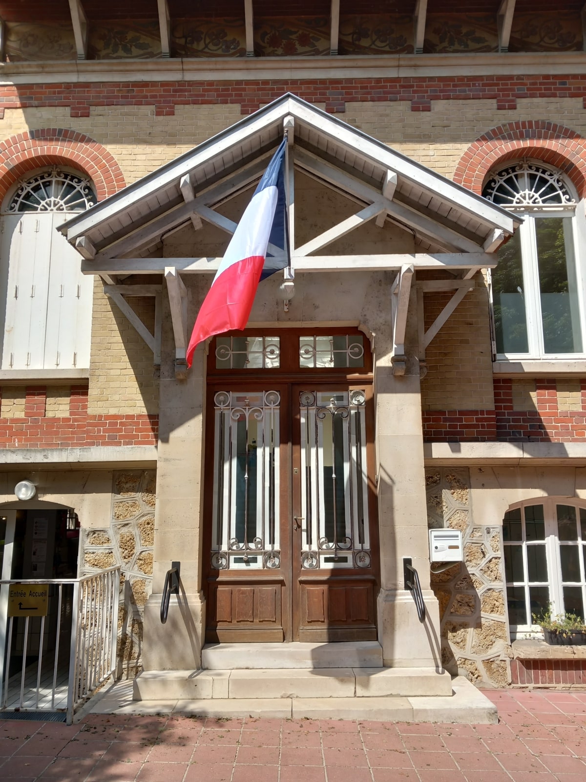 entree-musee-villa-piquart-parcours-de-guerre-epernay