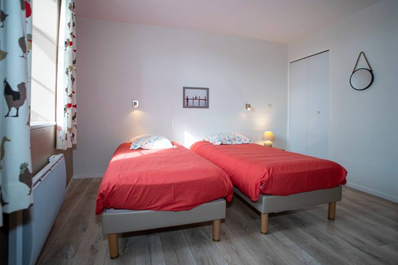 GITES*** "LES MESANGES" - NICOLAS JACQUES