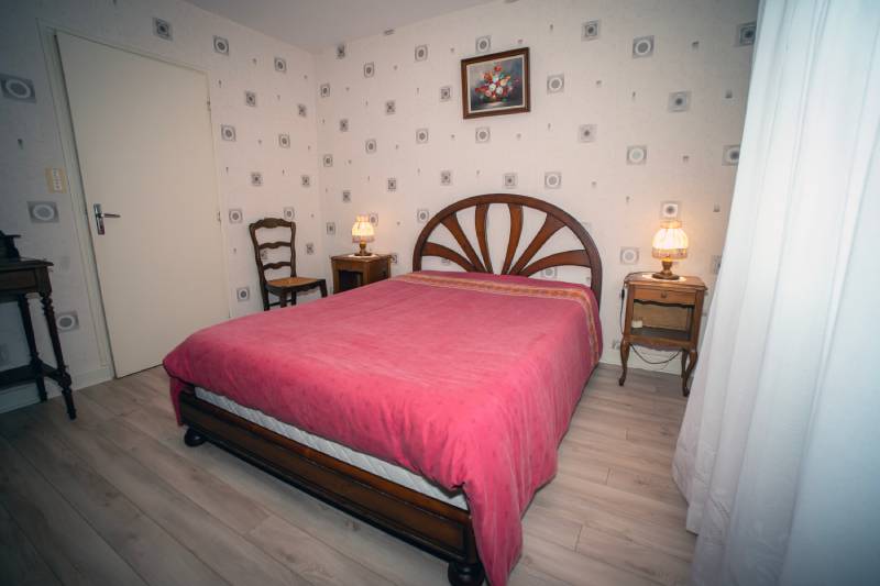 Meublé* Bouchard Jean